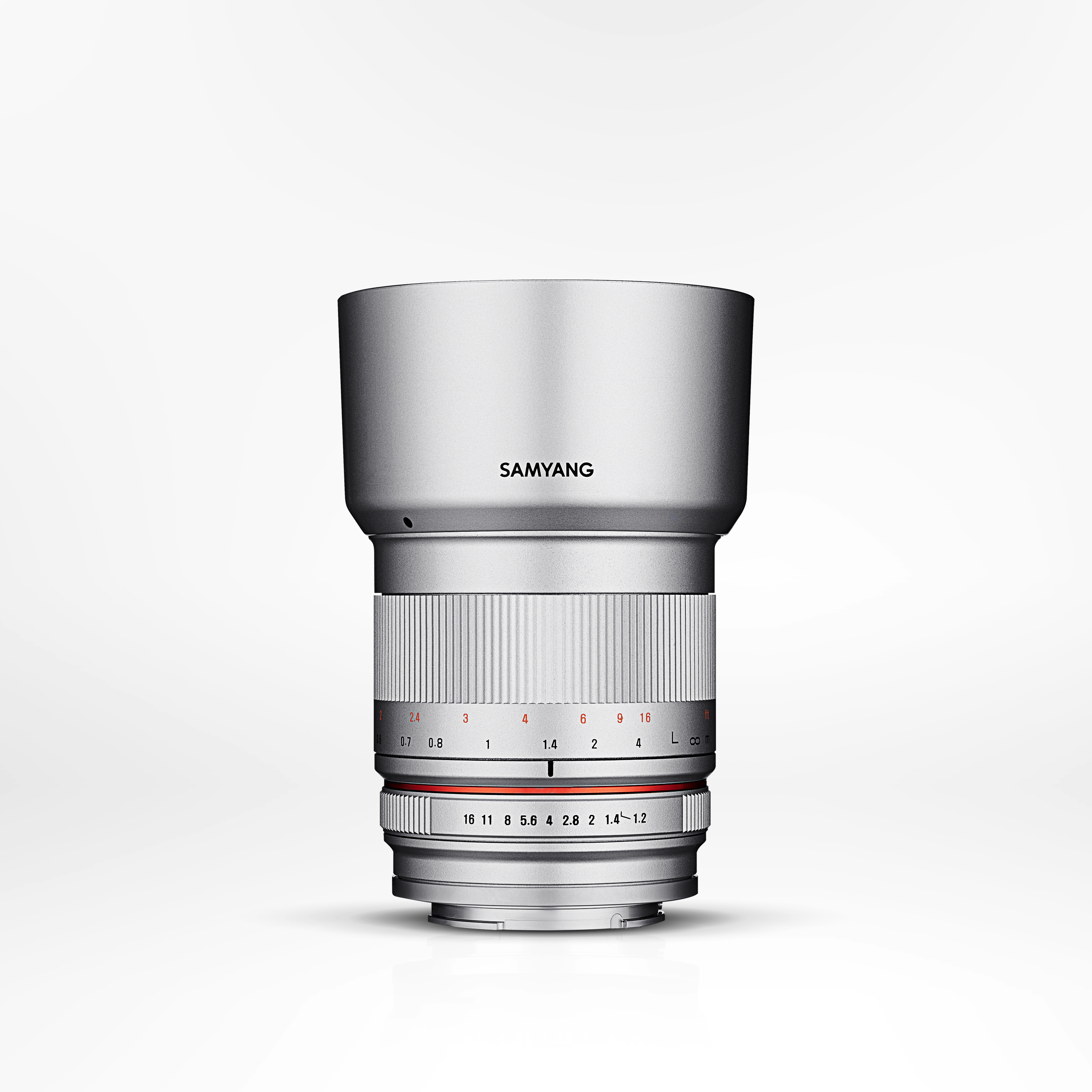 mf-50mm-f1.2-silver-hood